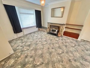 Photo 16- click for photo gallery